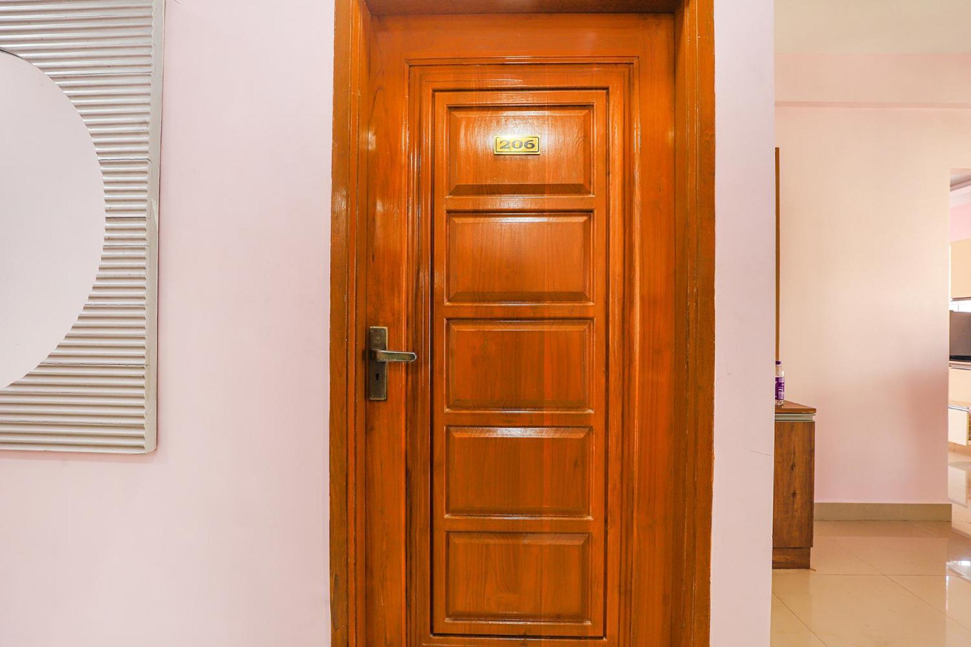 Fabhotel Hathvik Park - T Nagar