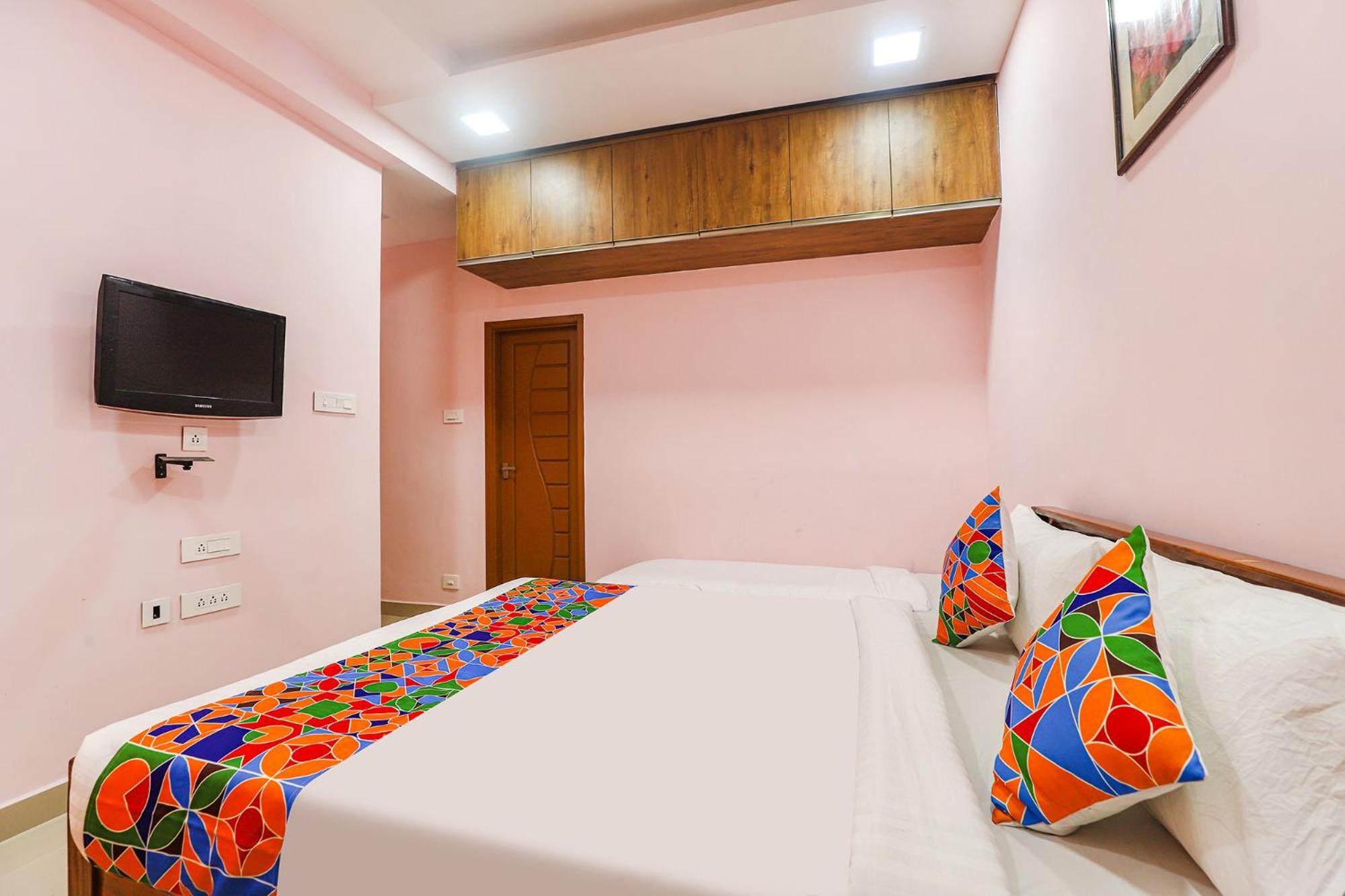 Fabhotel Hathvik Park - T Nagar Hotel 3*