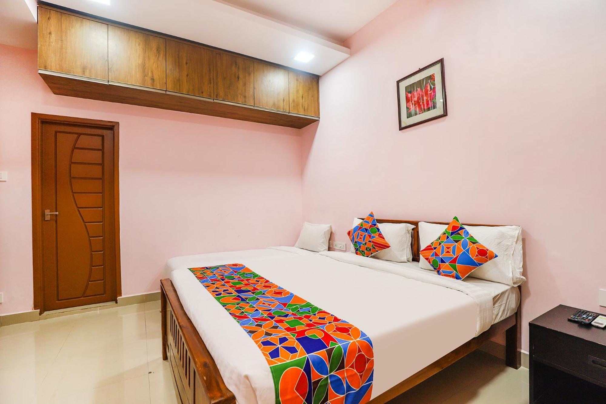 Fabhotel Hathvik Park - T Nagar 3* Chennai